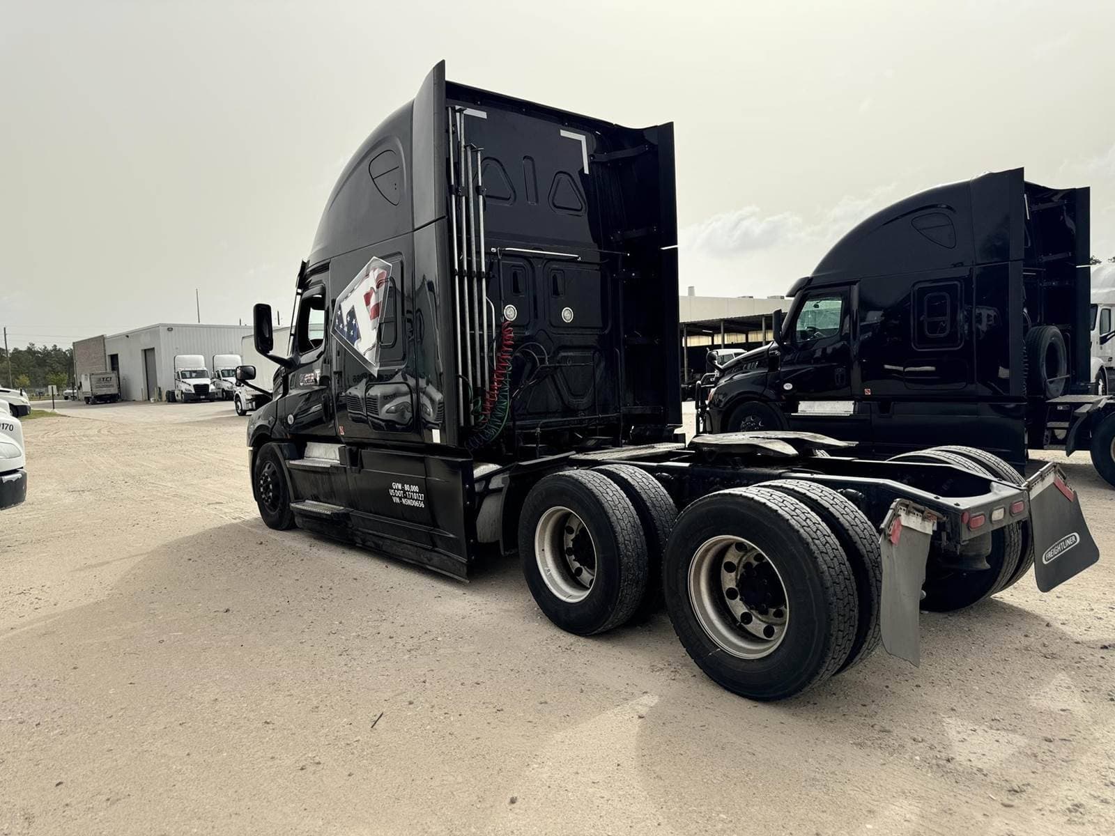 2022 Freightliner Cascadia image 5
