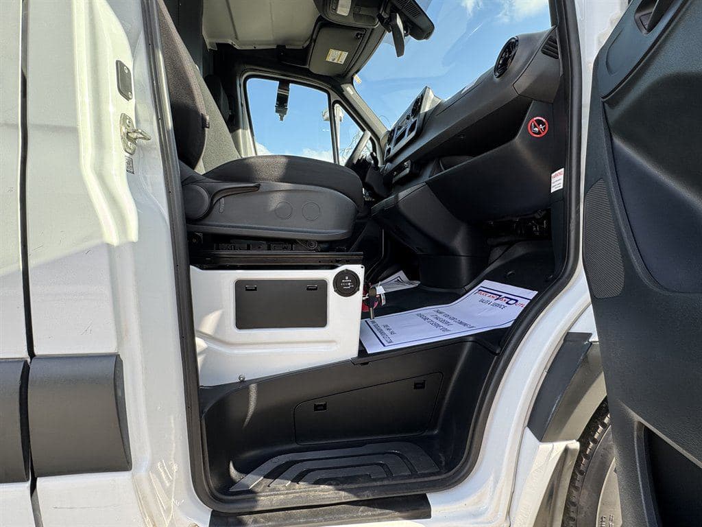 2019 Freightliner Sprinter 3500 image 45