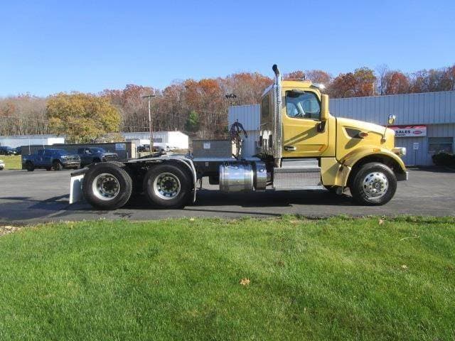 2020 Peterbilt 567 image 6