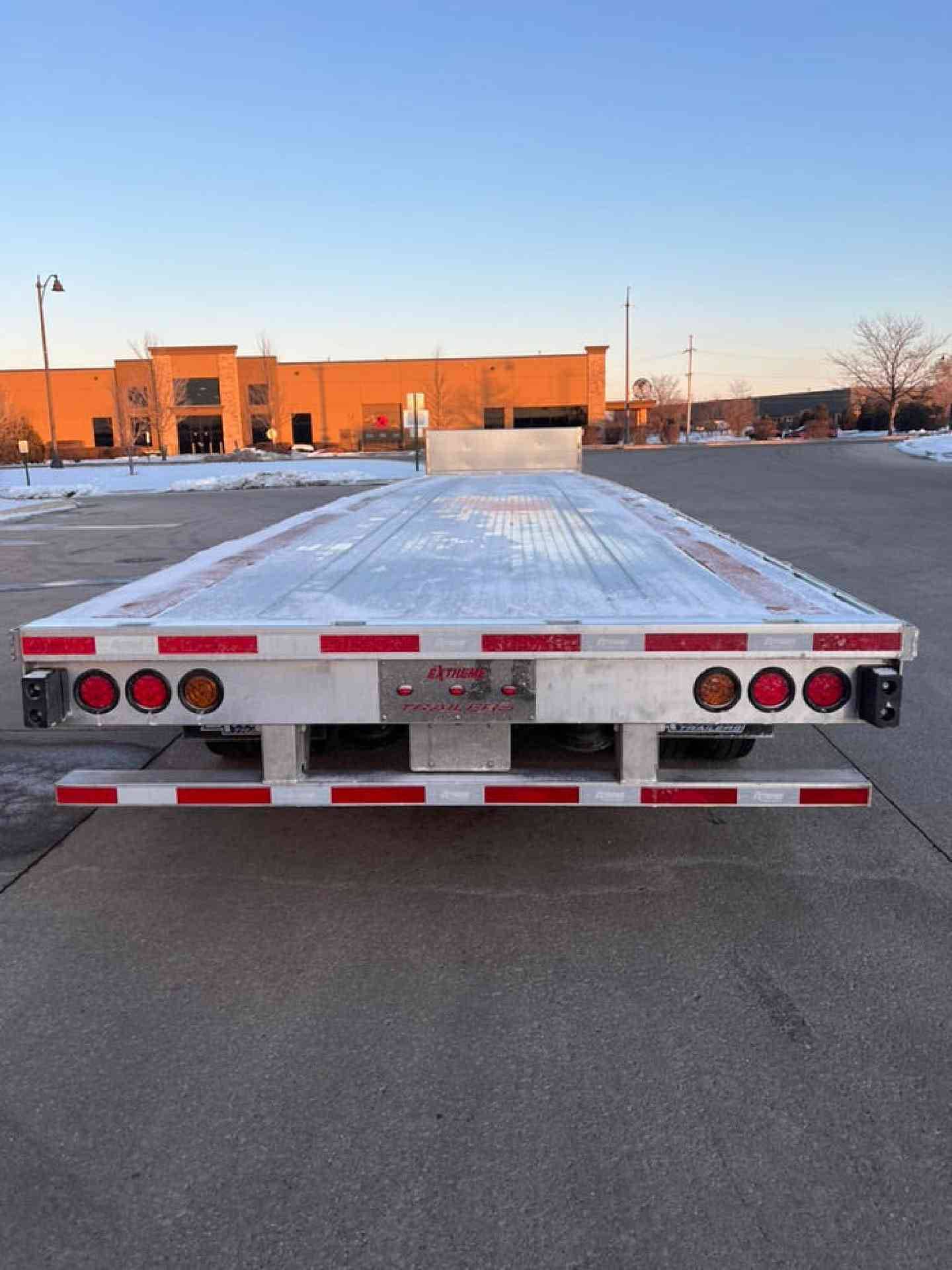 2027 Extreme XS70 Step Deck Tri Axle Low Pro R17.5 image 20