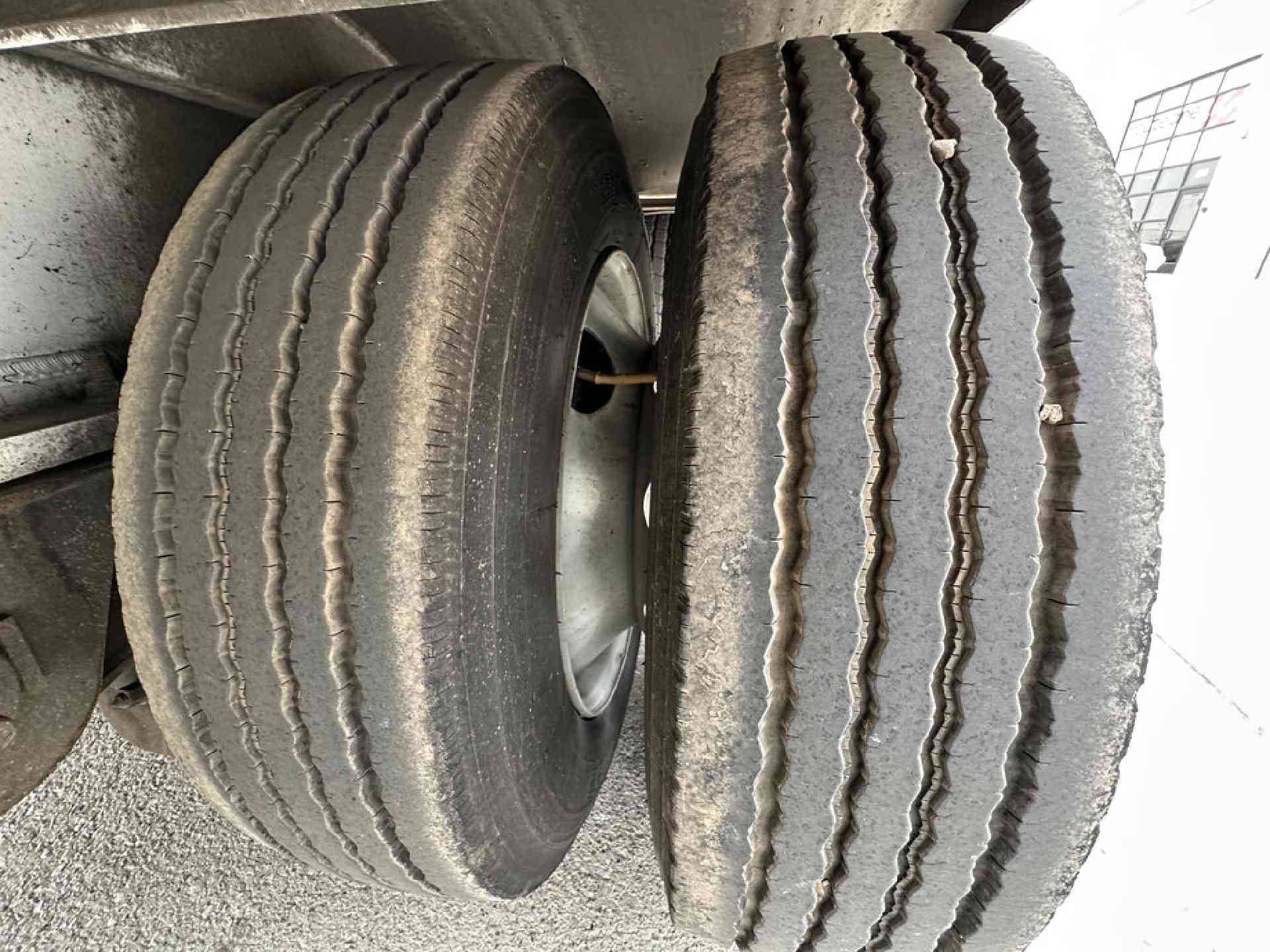 2019 Benson 524A Step Deck image 18