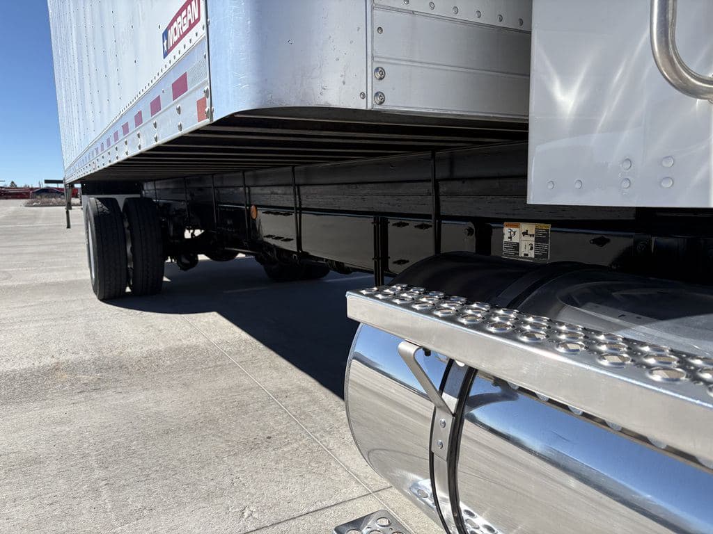 Used 2022 KENWORTH T270 image 4