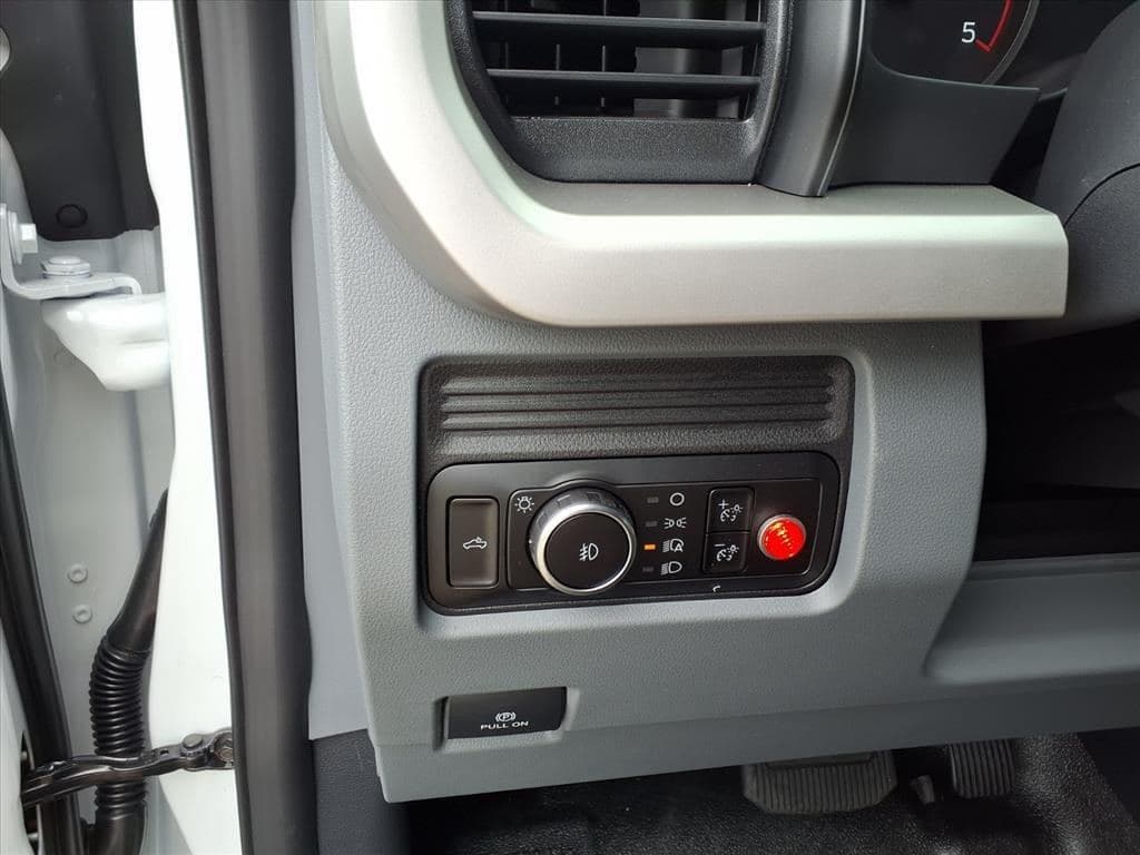 2026 Ford F550 SD XL image 12