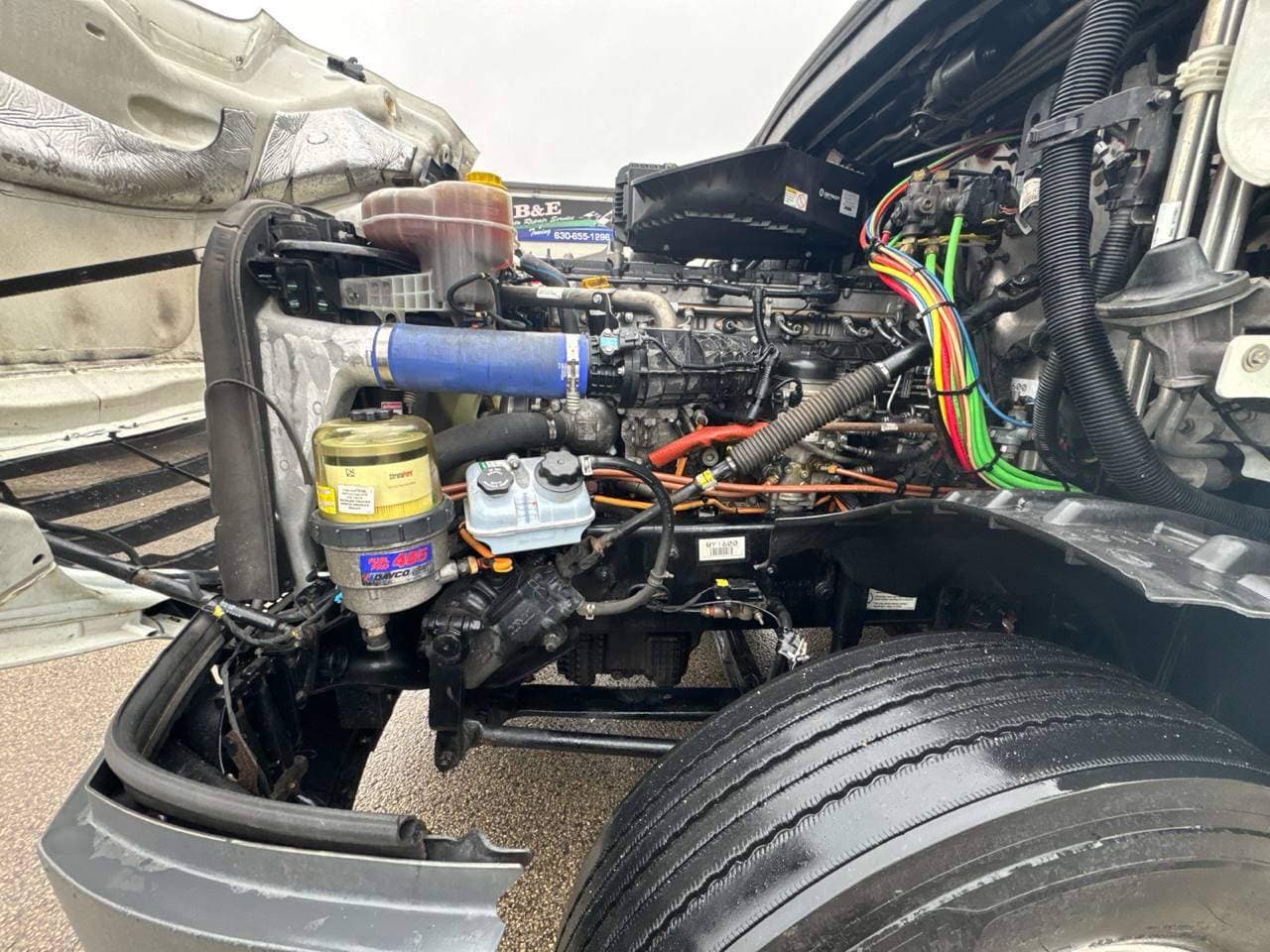 2022 Freightliner Cascadia 126 image 9