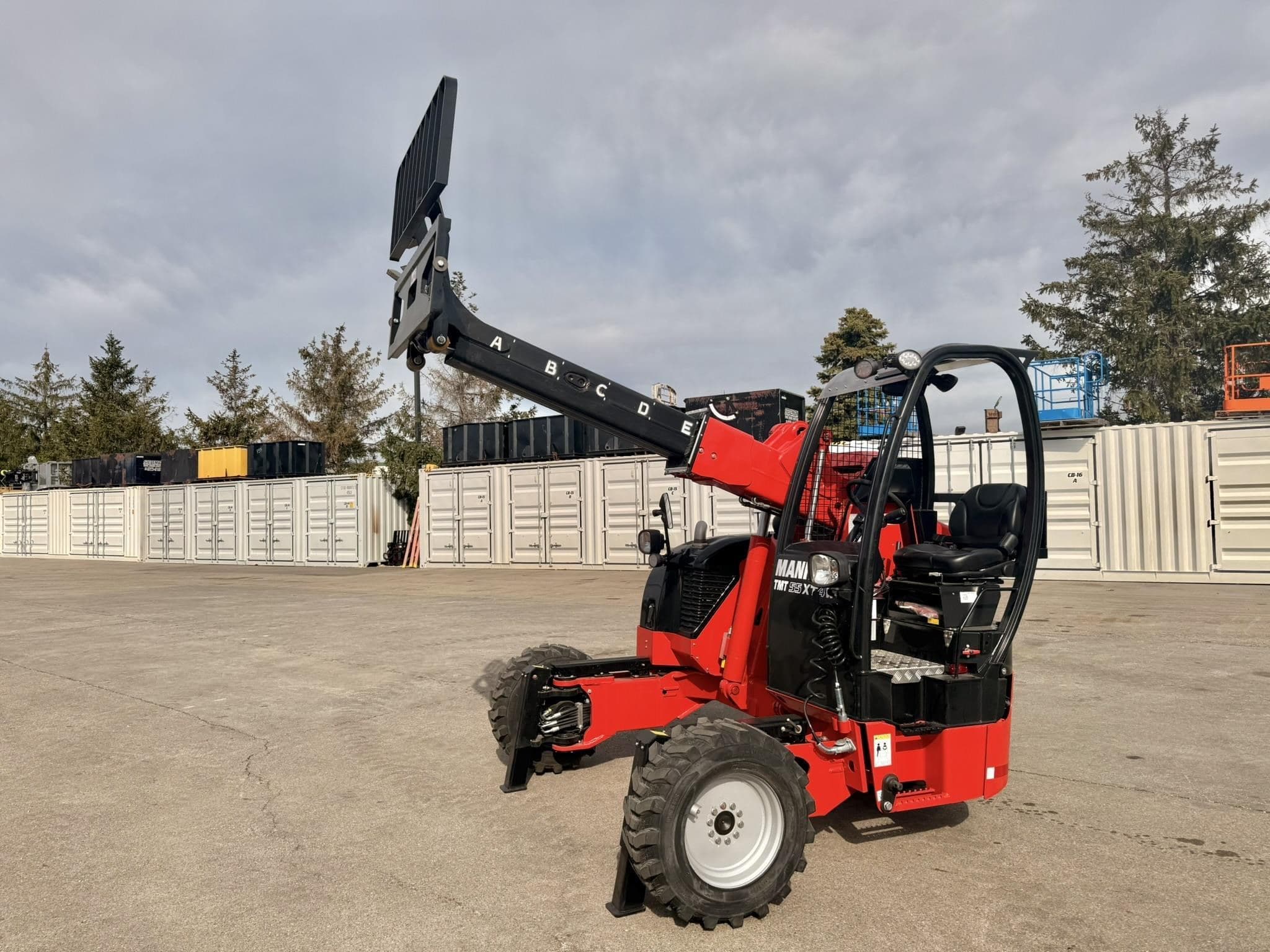 2025 MANITOU TMT55XT4W image 8