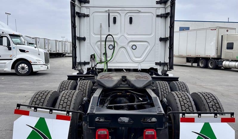 2025 Freightliner Cascadia image 6