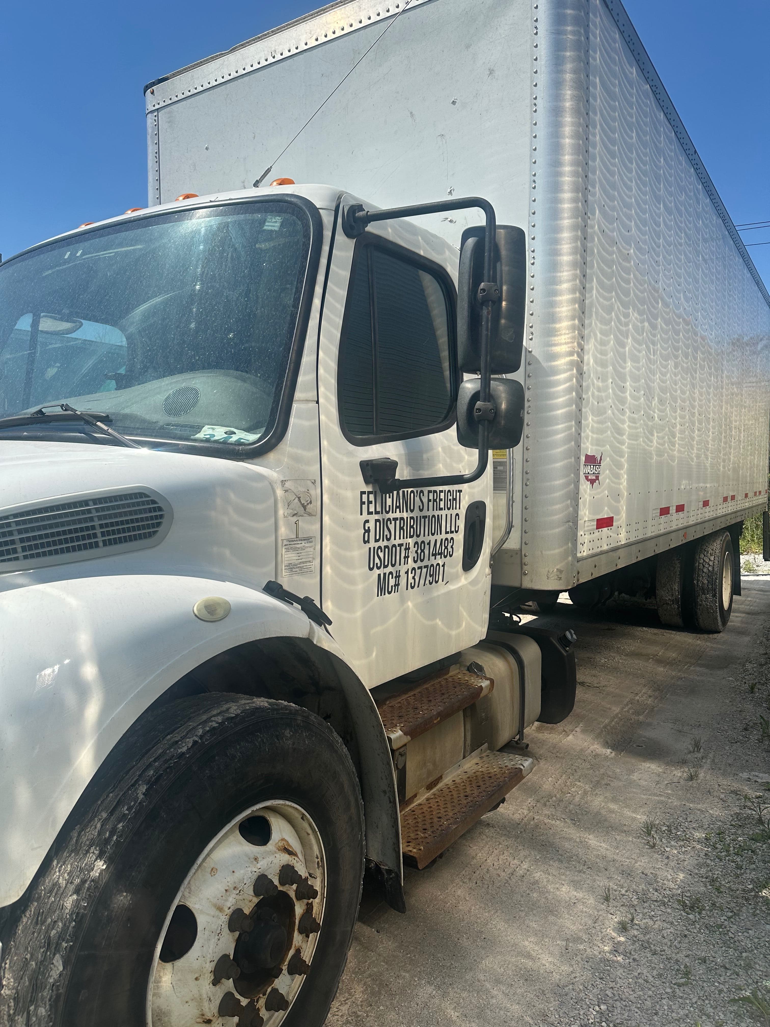 2018 Freightliner M2 image 6