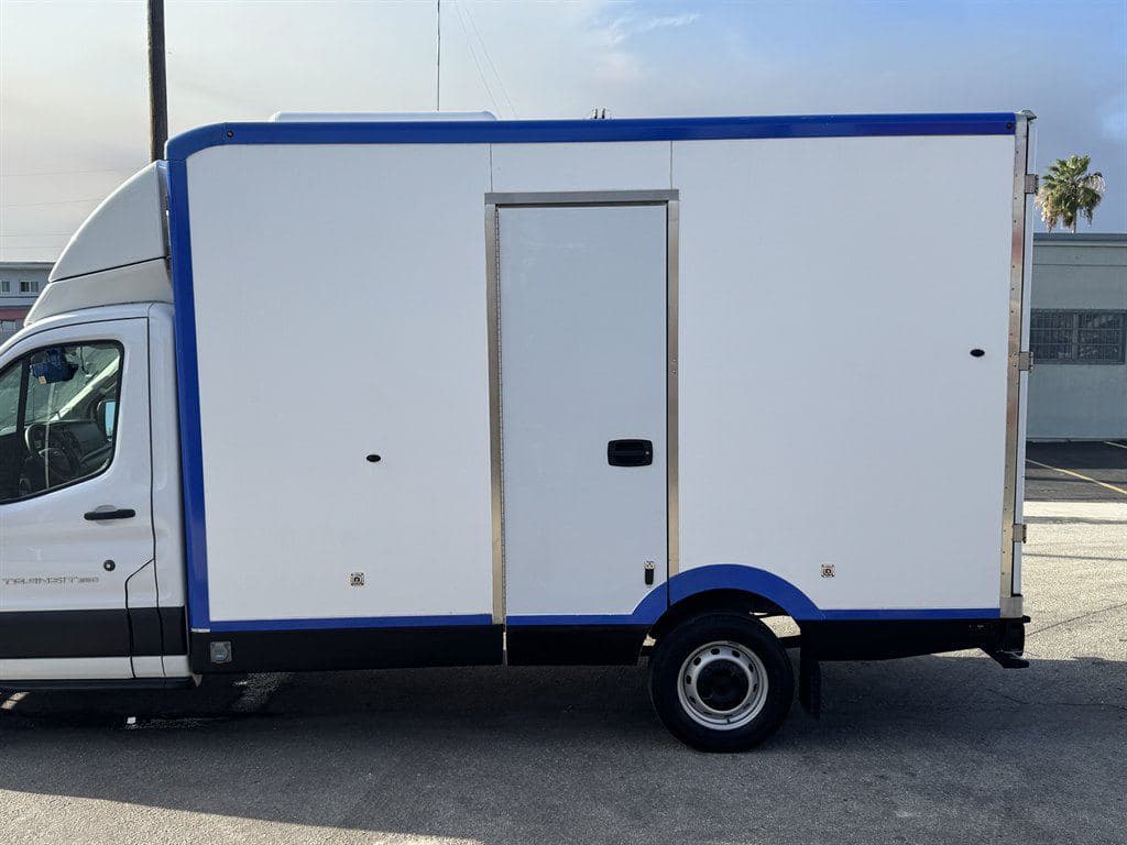 2023 Ford Transit T-350 image 7