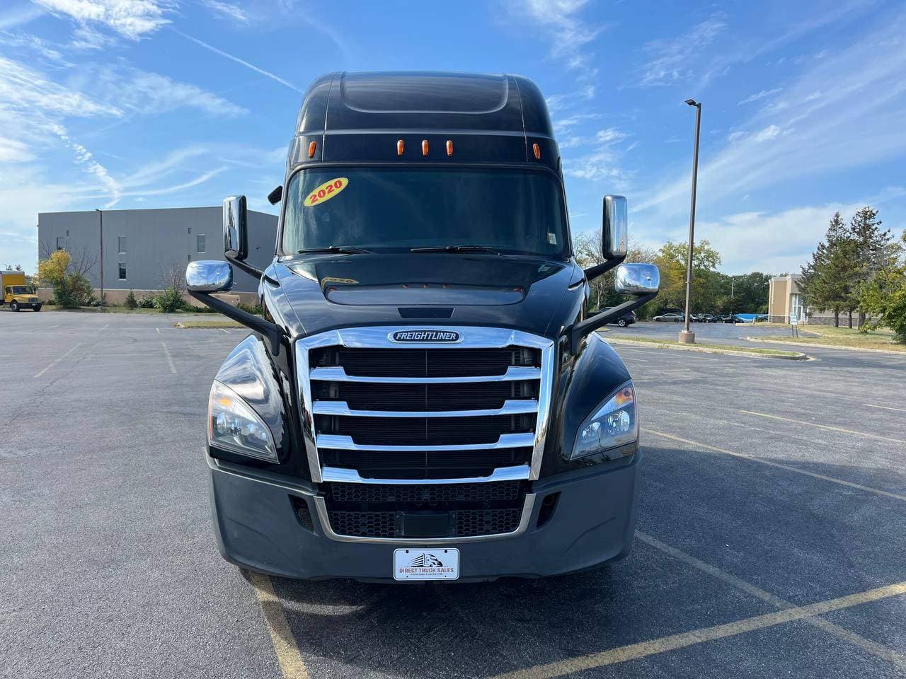 2020 Freightliner Cascadia 126 image 2