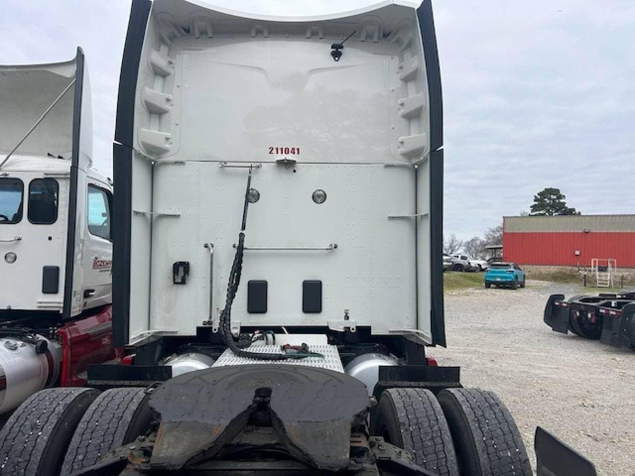 2022 Peterbilt 579 image 5