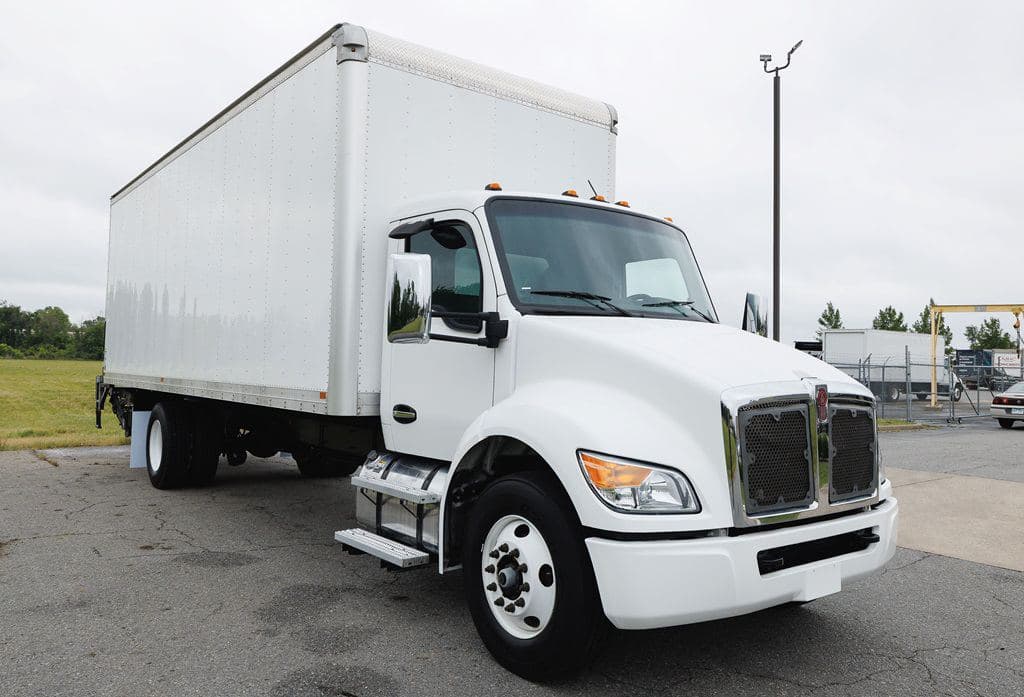 Used 2024 KENWORTH T280 image 11