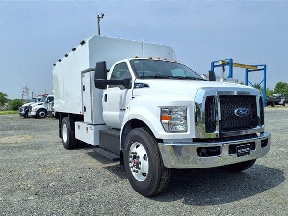 2026 Ford F750 SD image 1