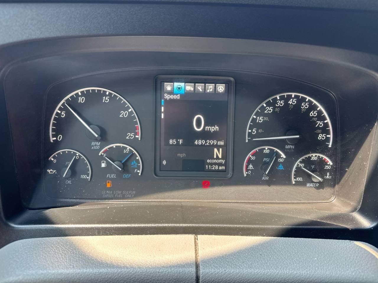2022 Freightliner Cascadia 126 image 11