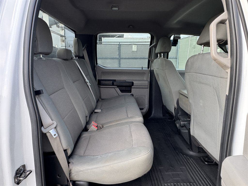 2018 Ford F550 image 45