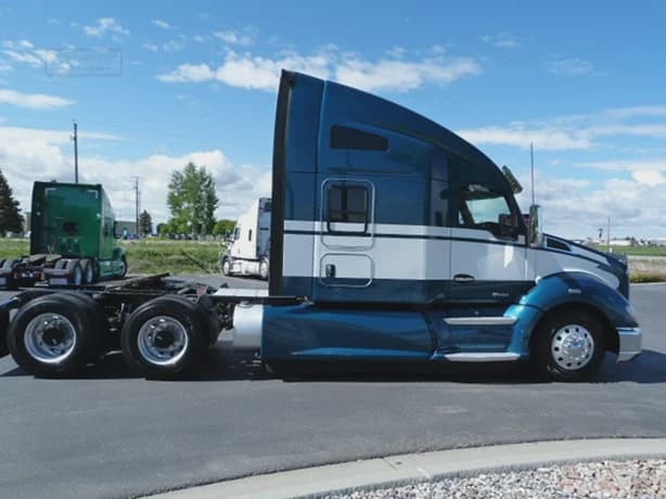 2021 Kenworth T680 image 5