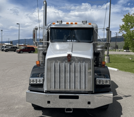 2020 Kenworth T8 Series image 2