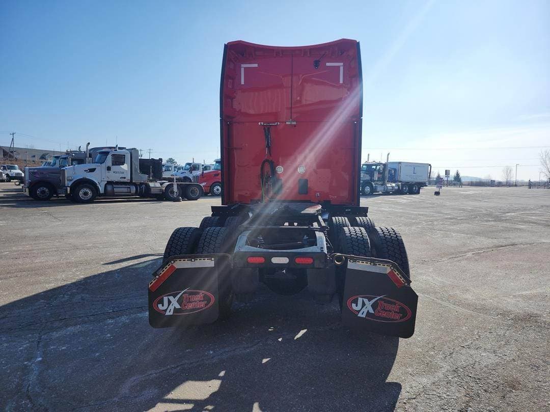 2021 Peterbilt 579 image 5