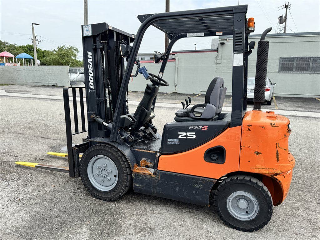 2007 Doosan D25s-5 image 6