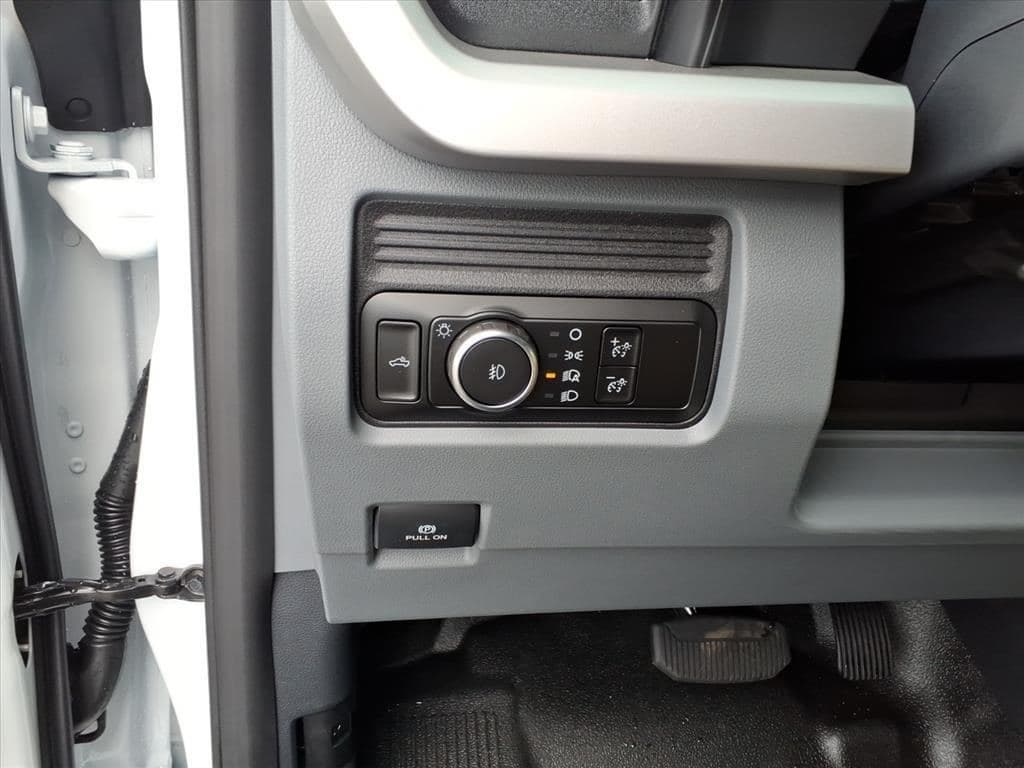 2026 Ford F550 SD XL image 10