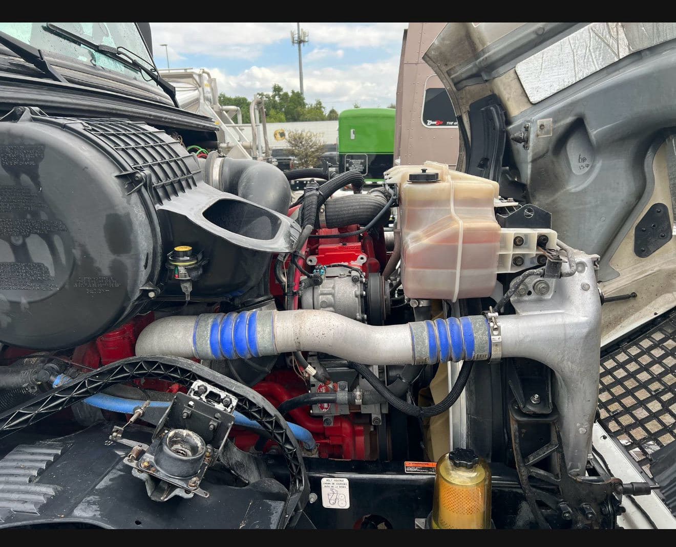 Sleeper Trucks image 5