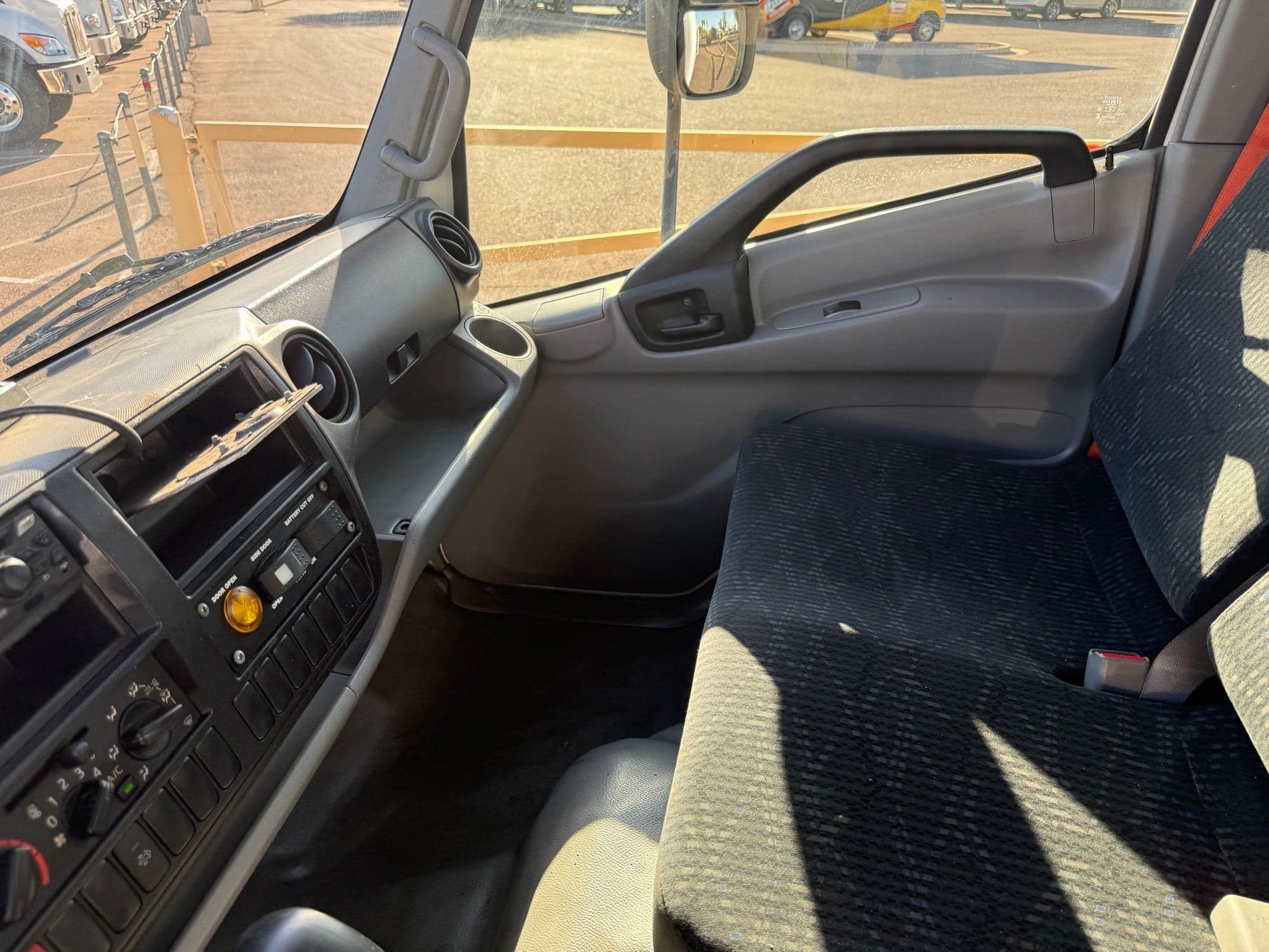 2018 Hino XJC740 / XFC740 image 10