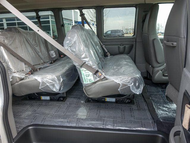 2025 Chevrolet Express 3500 LT Passenger image 9