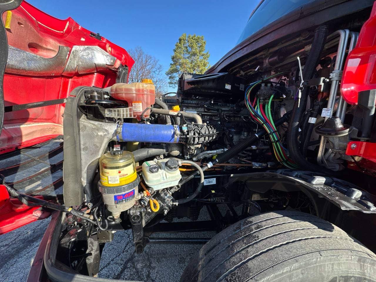 2022 Freightliner Cascadia 126 image 8