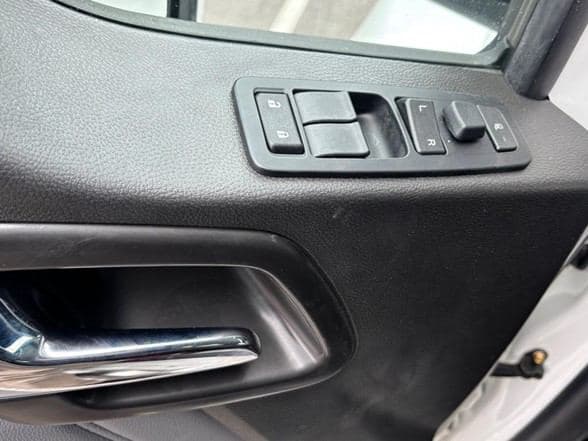 2026 Kenworth T880 image 10