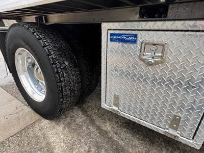 2023 Freightliner M2 image 6