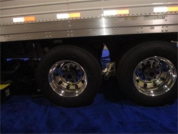 2025 Stoughton 53 ft T/A image 7