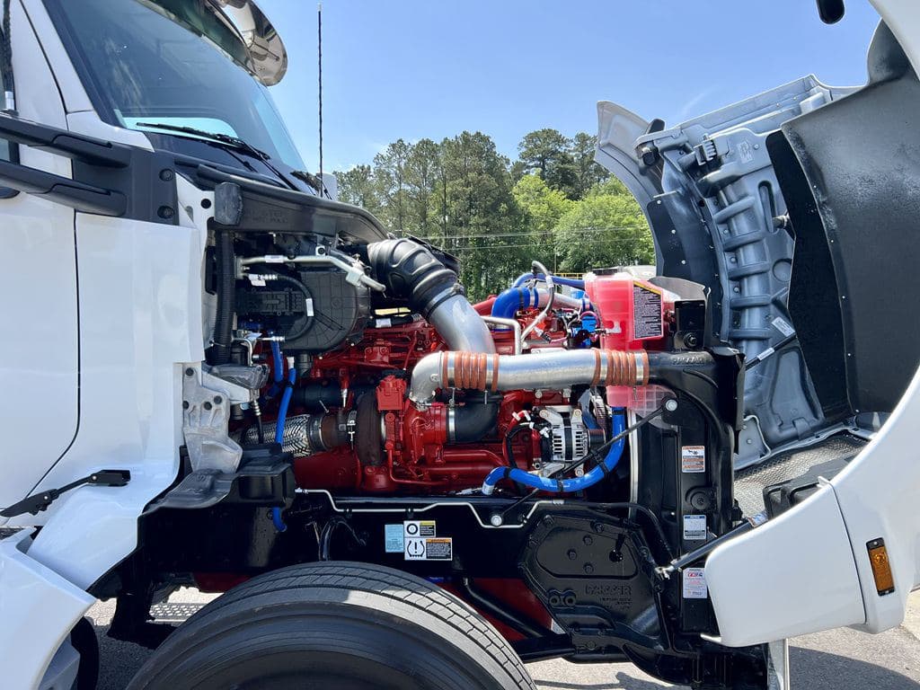 New 2027 KENWORTH T880 image 10