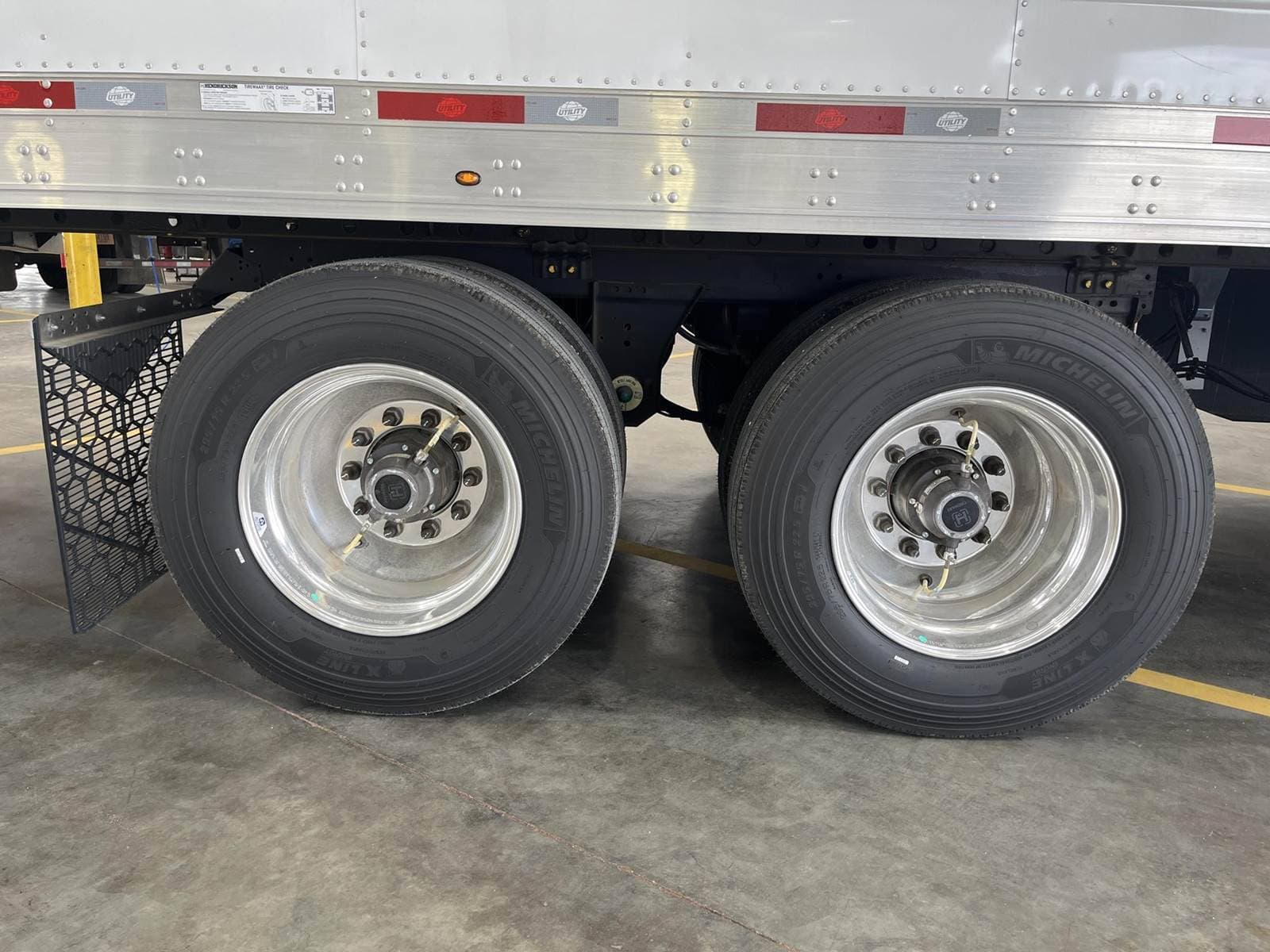 2025 Utility Reefer image 6