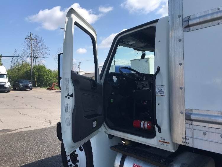 2022 International MV607 Box Truck - 220HP, 6 Speed Automatic, Roll up Door image 16