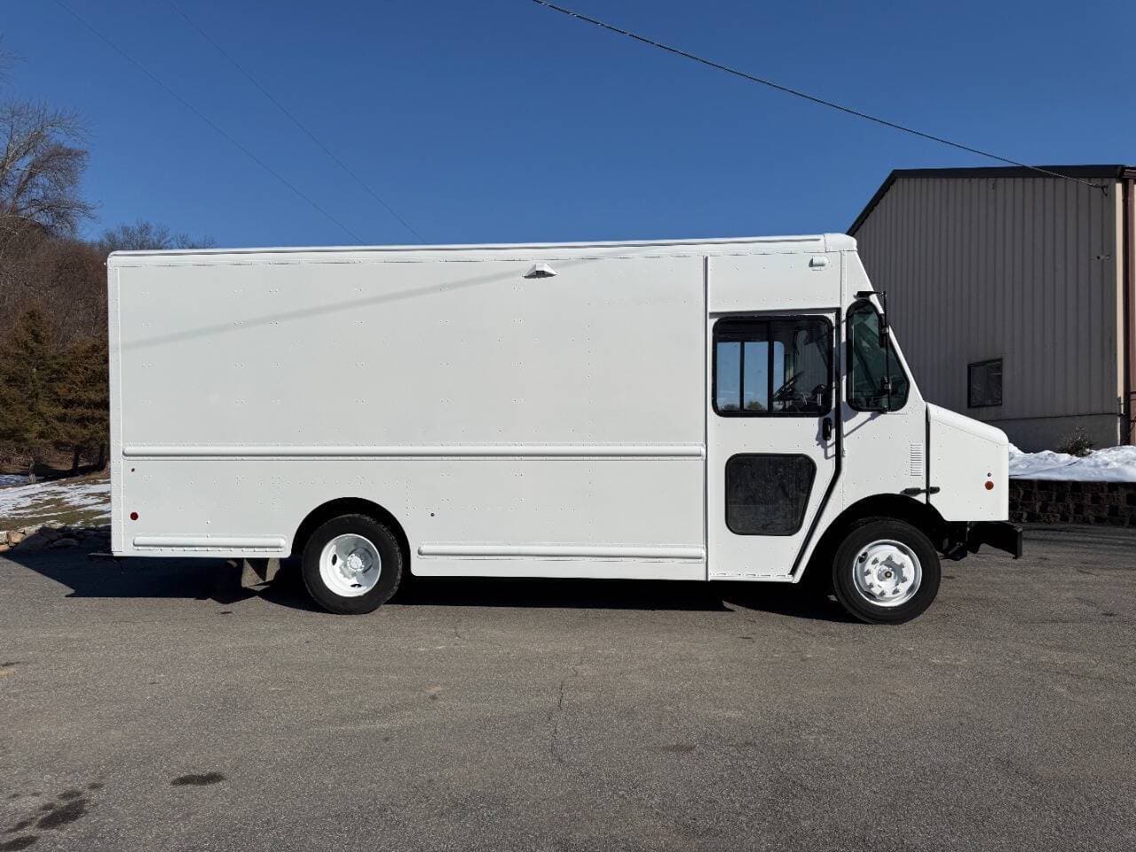 2021 Freightliner MT45 image 1