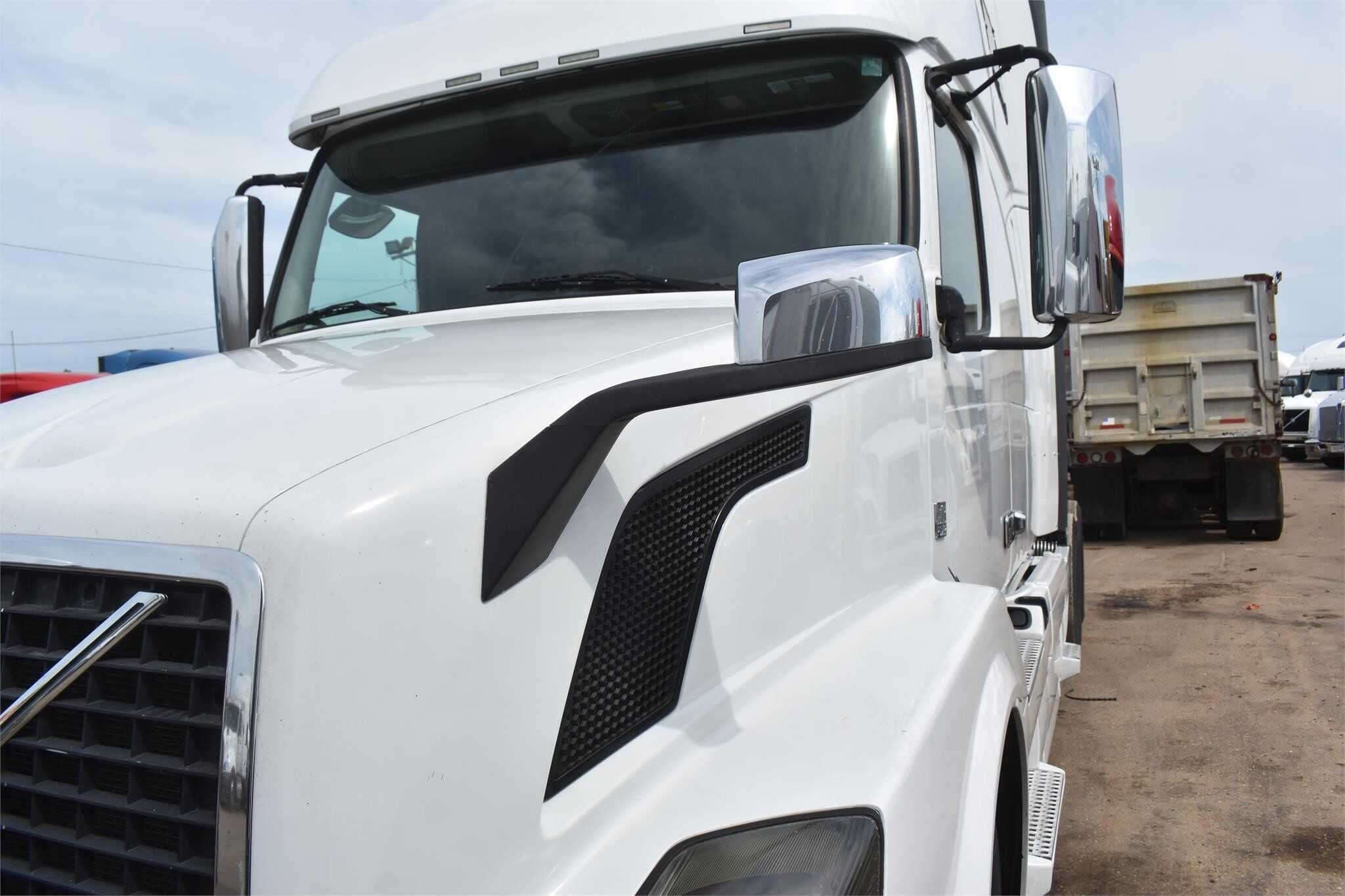 2014 Volvo VNL image 4