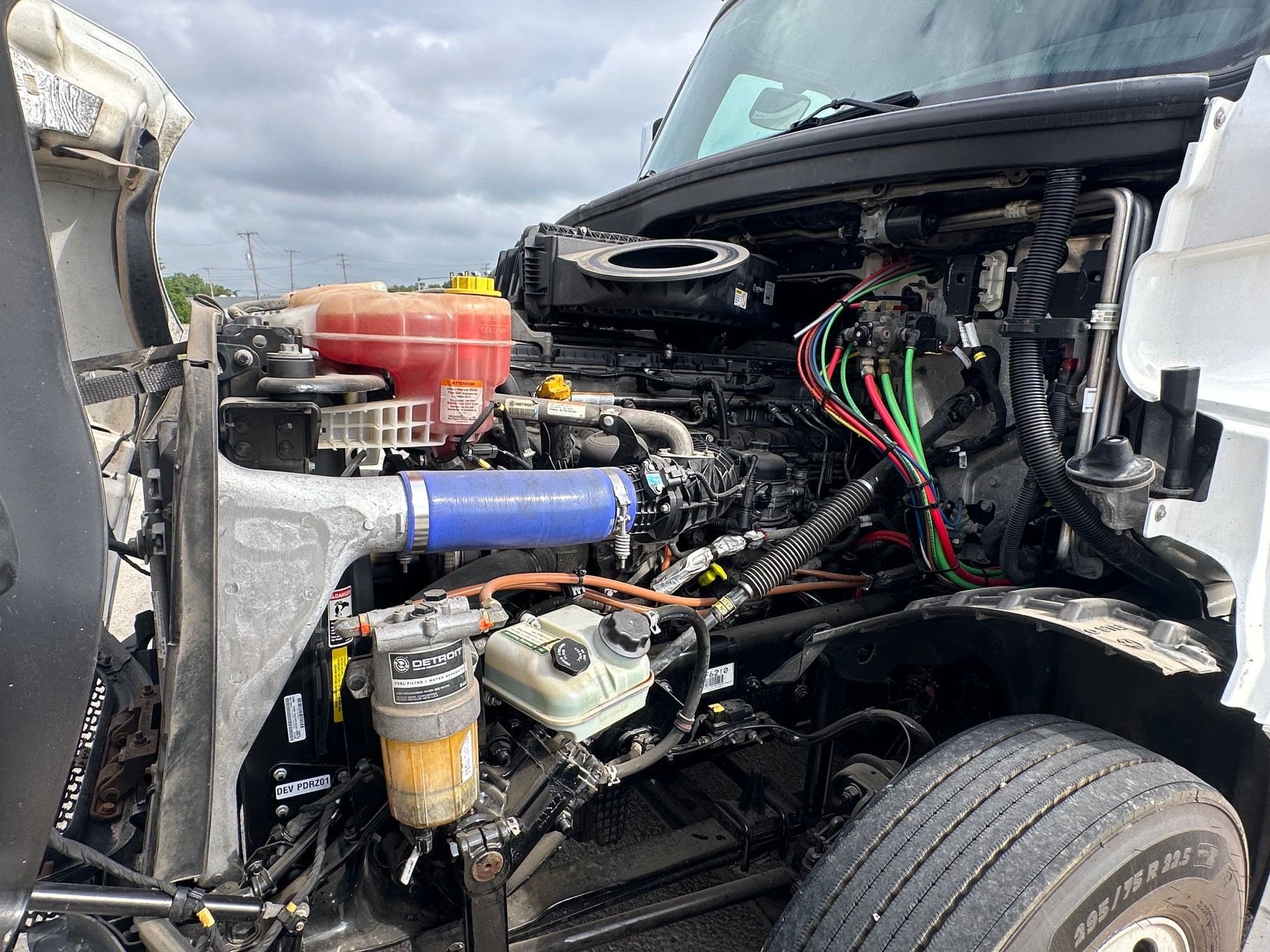 2022 Freightliner Cascadia image 14