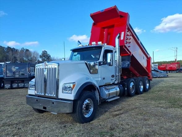2026 Kenworth W990 image 12