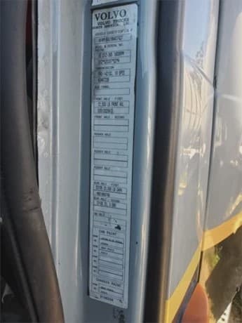 2006 VOLVO VNM42T200 image 6