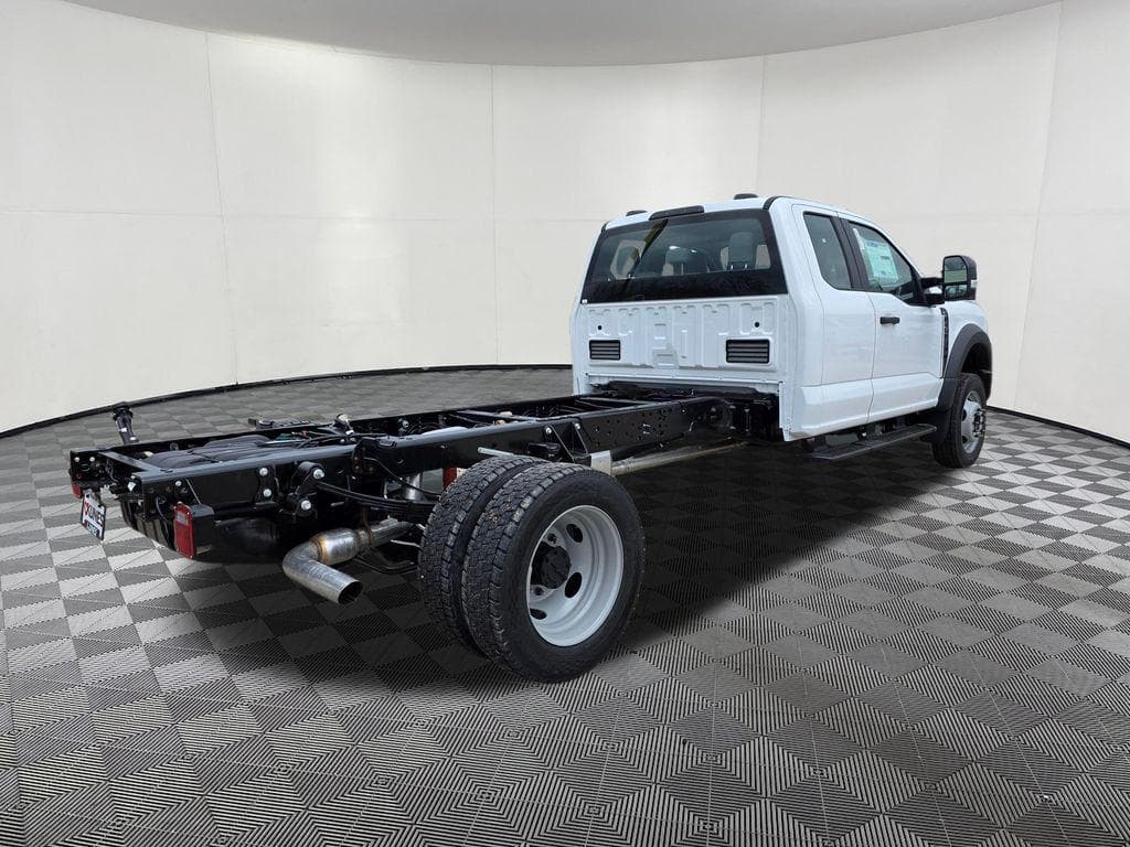 2026 Ford F-450SD XL DRW image 8