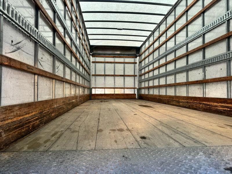 2019 International 4300 image 13