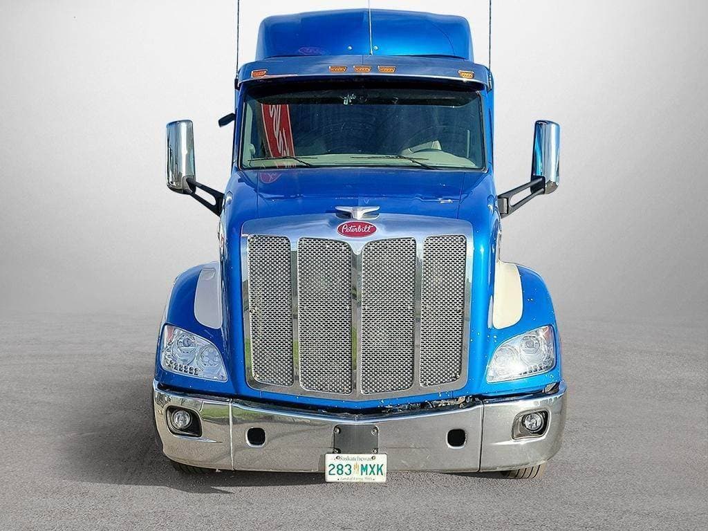 2020 Peterbilt 579 image 2