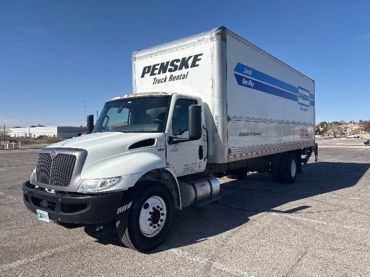 2022 International MV607 Box Truck - 220HP, 6 Speed Automatic, Roll up Door image 3