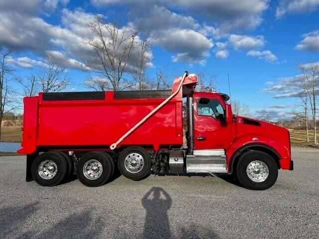 2020 Kenworth T880 image 11