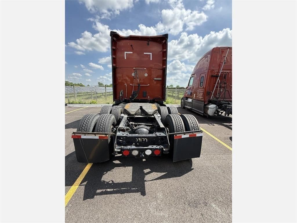 2019 Kenworth T680 image 4
