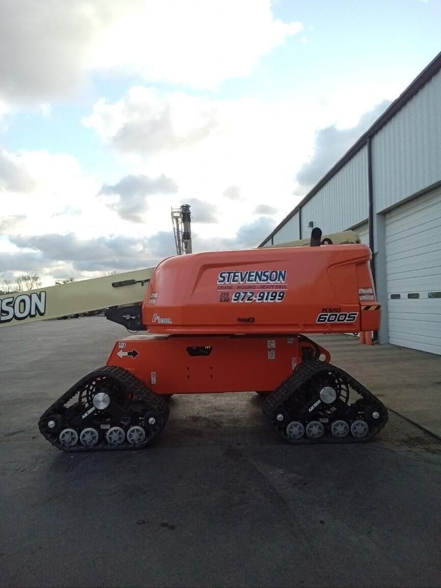 2022 JLG 600S PL9293 image 9
