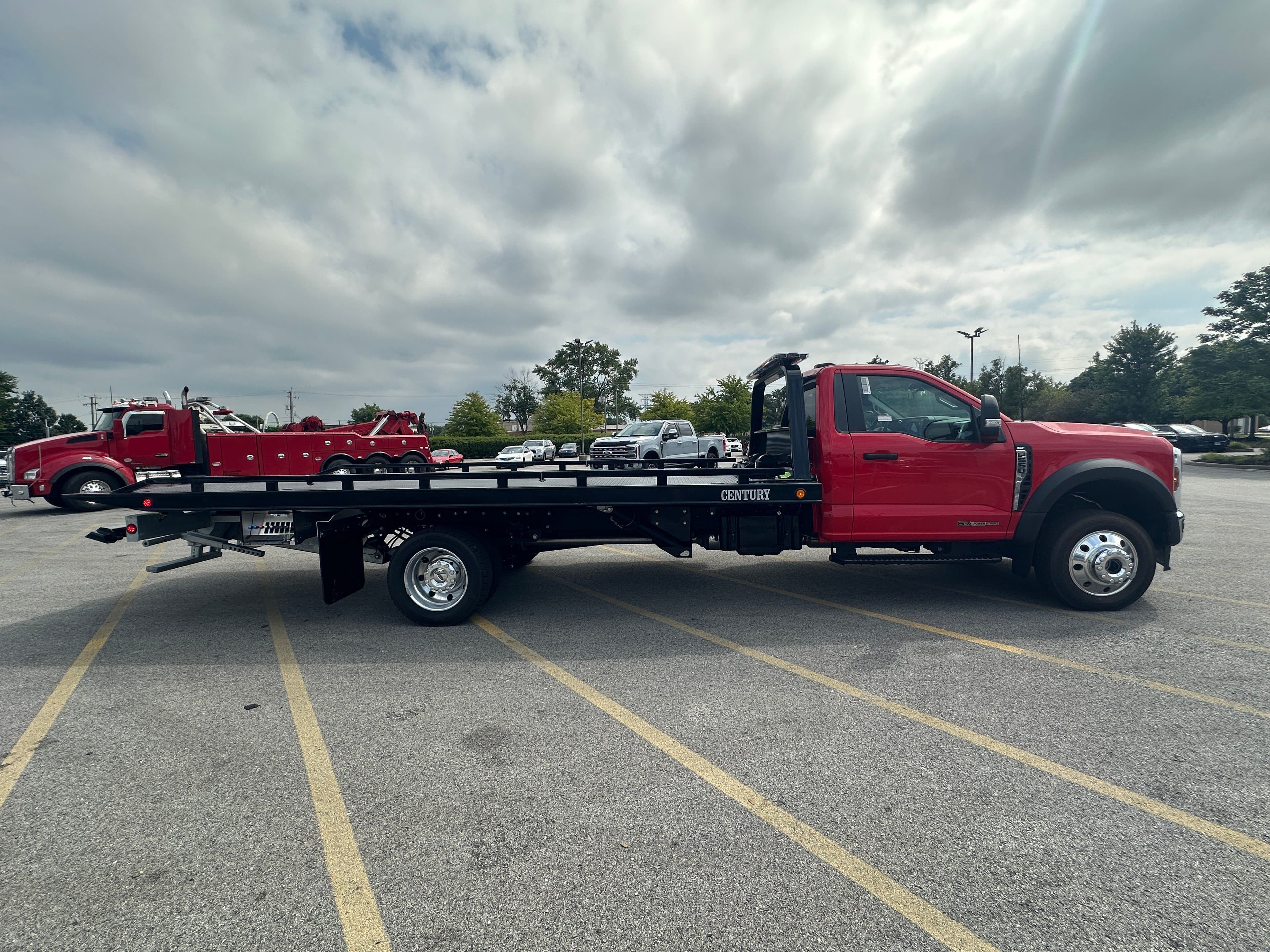 2024 Ford F-550 F Series Super Duty XLT WITH A 19.5' CENTURY STEEL  (SK#: 6043C)  image 7