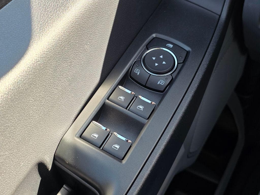 2026 Ford F-550SD XL Service Utility Body image 34