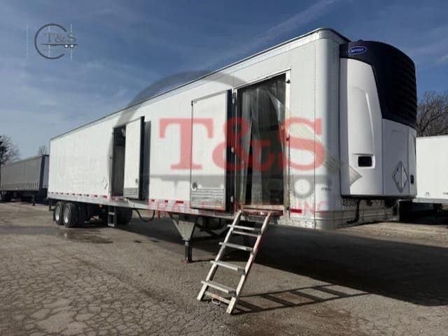 2017 HYUNDAI 48300 image 24