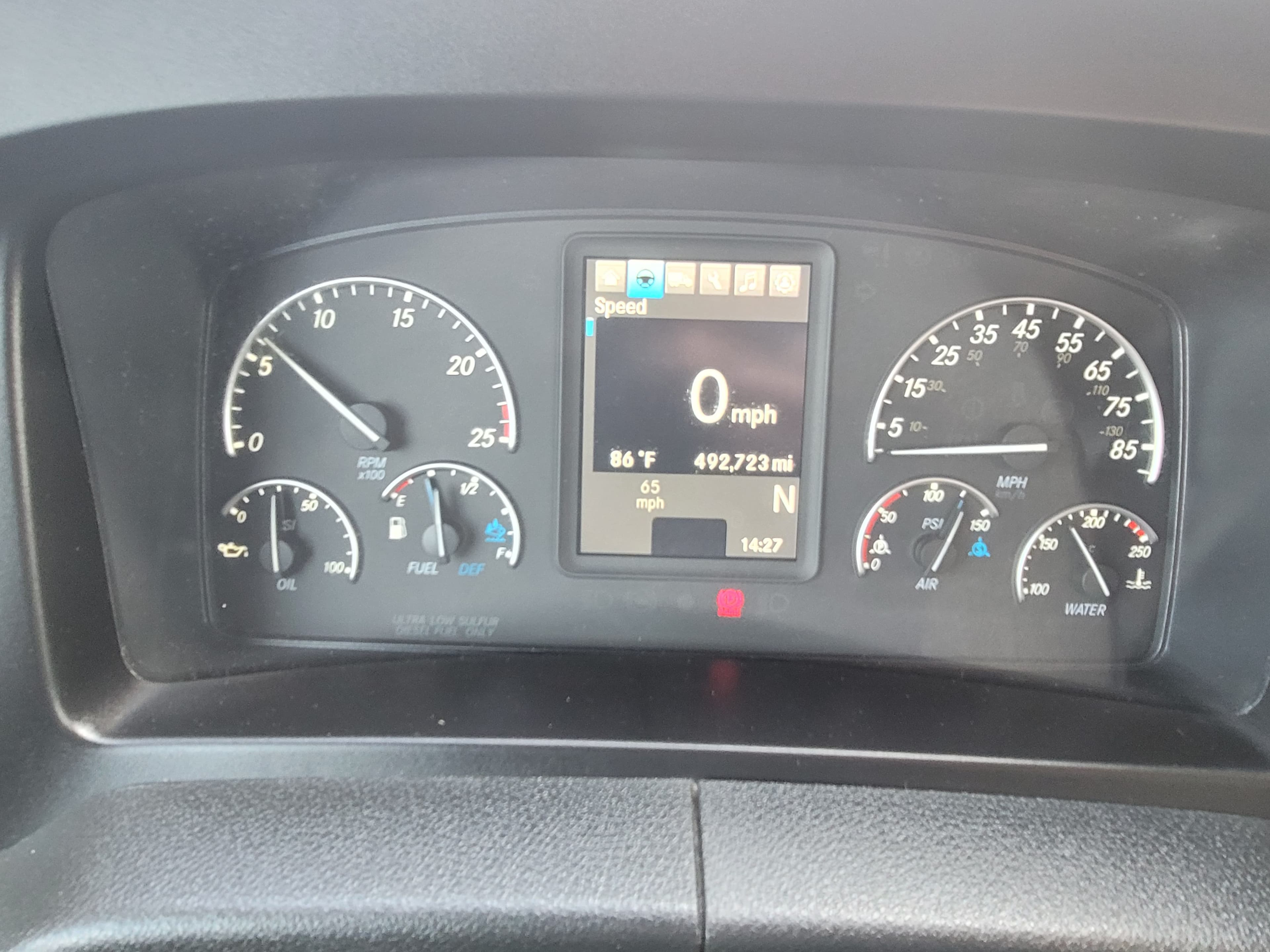 2023 Freightliner Cascadia 125 image 12