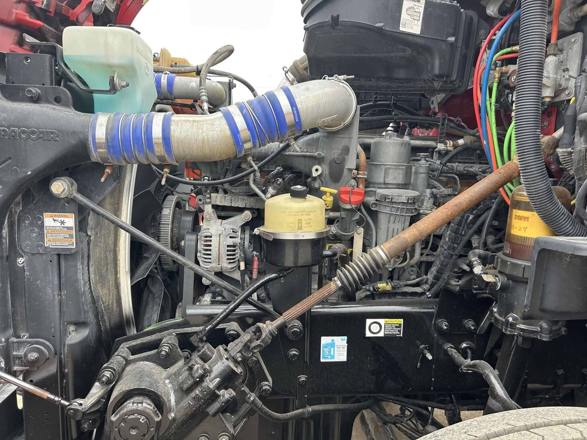2017 Kenworth T880 image 11